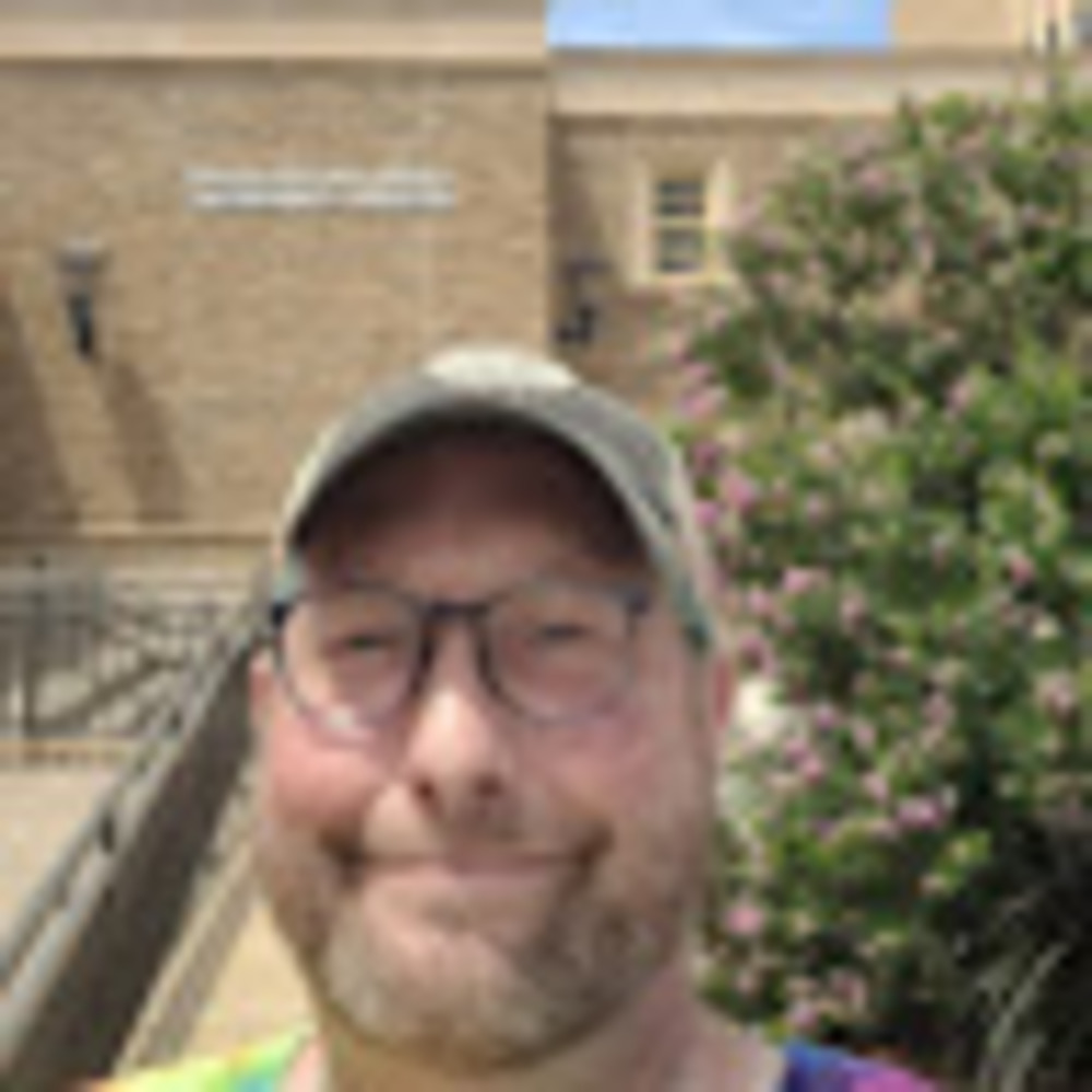 Meet your Posher, Corey